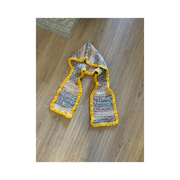 Hand Knit Crochet variegated cap scarf Vintage inspired winter snow hat - Picture 2 of 5